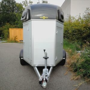 Remorque pour chevaux 2 places HUMBAUR