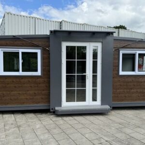 Conteneur Mobile - Tiny House avec Deux Chambres et Cuisine